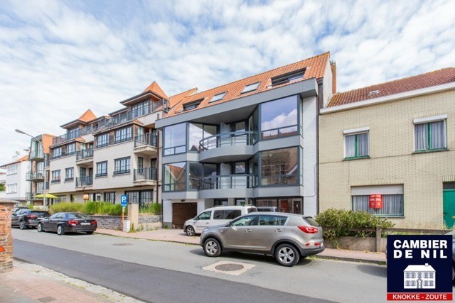 Volledig gerenoveerd appartement in vernieuwde residentie in het kloppend hart van Knokke