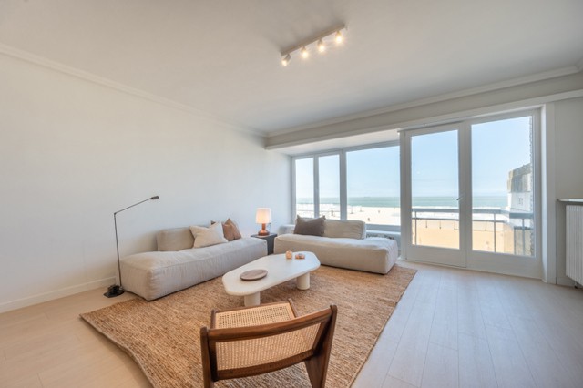 Frontaal zeezicht appartement in het Zoute