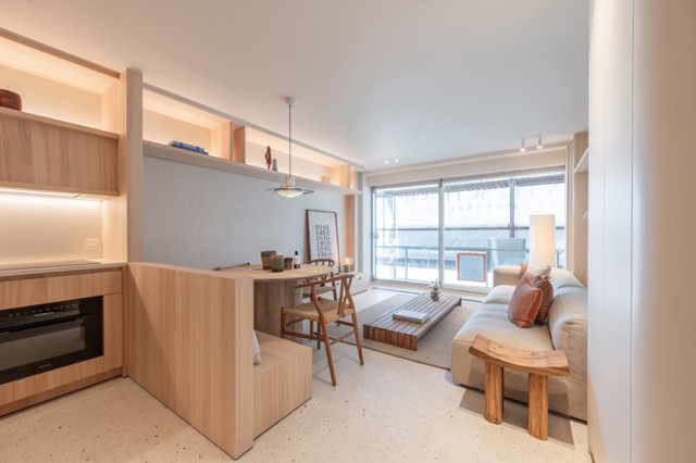 Luxueus gerenoveerd appartement met zeezicht