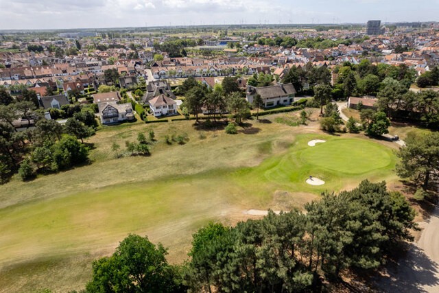 Uniek perceel met open zicht op de Royal Zoute Golf Club