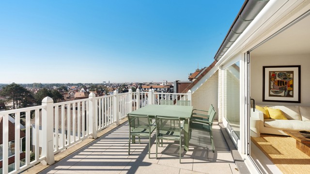 Stijlvol duplex penthouse met schitterend zicht op het Zoute