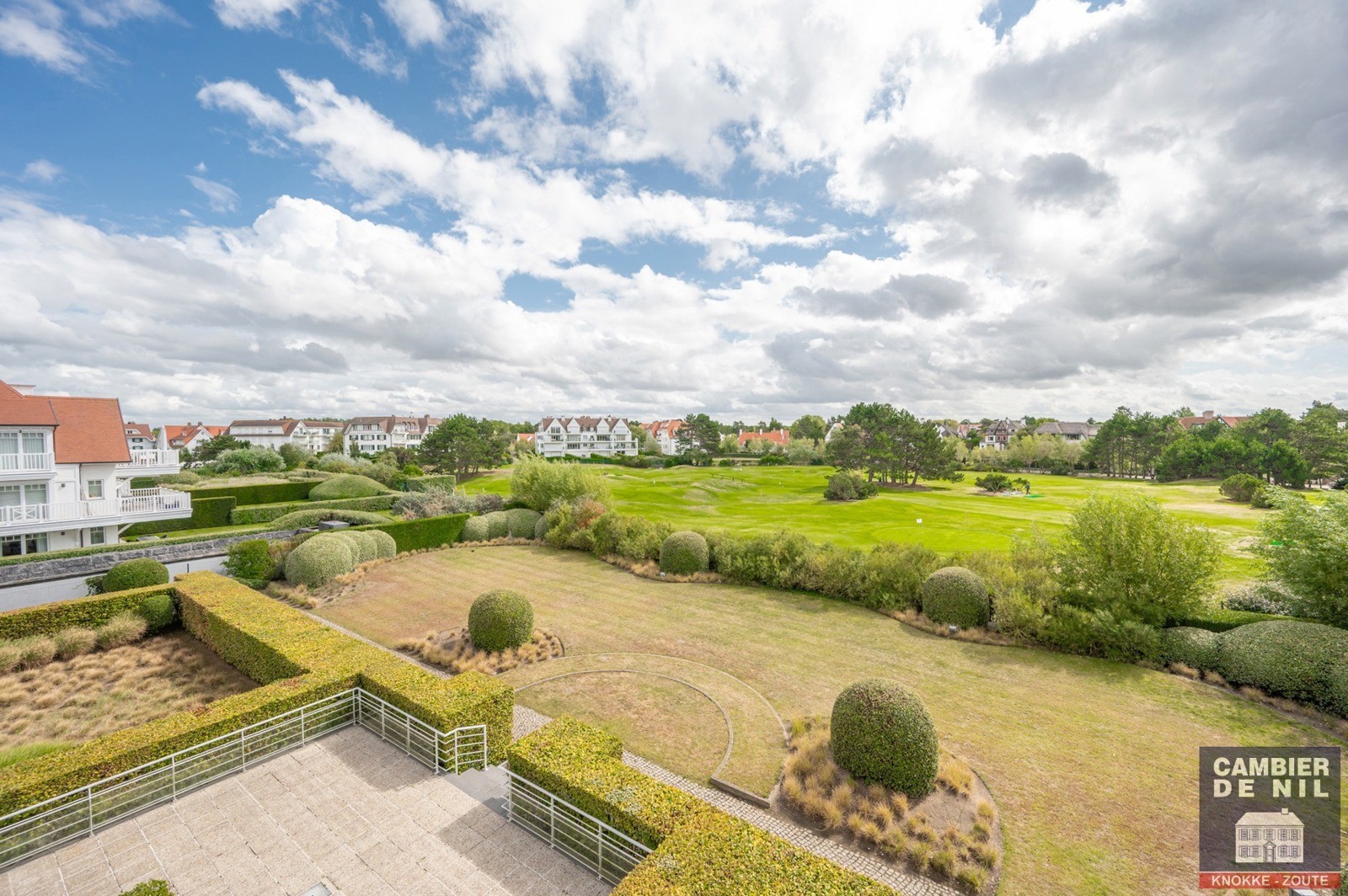 Instapklaar, ruim appartement met open zicht op de Approachgolf - Zoute 30