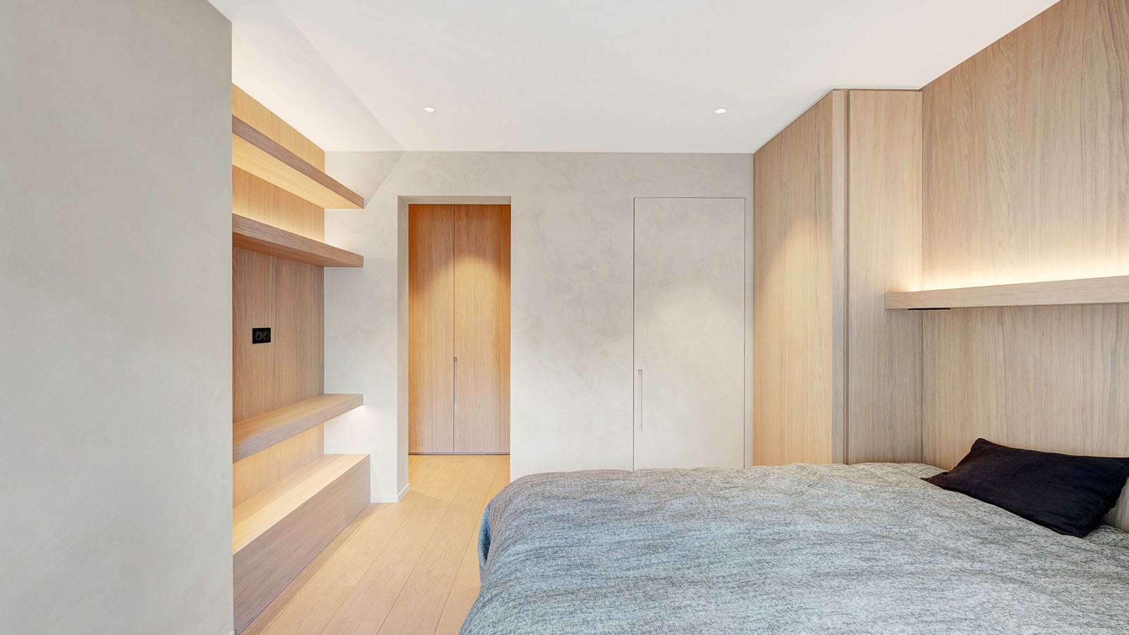 Exclusief - Indrukwekkend appartement op de Zeedijk 15