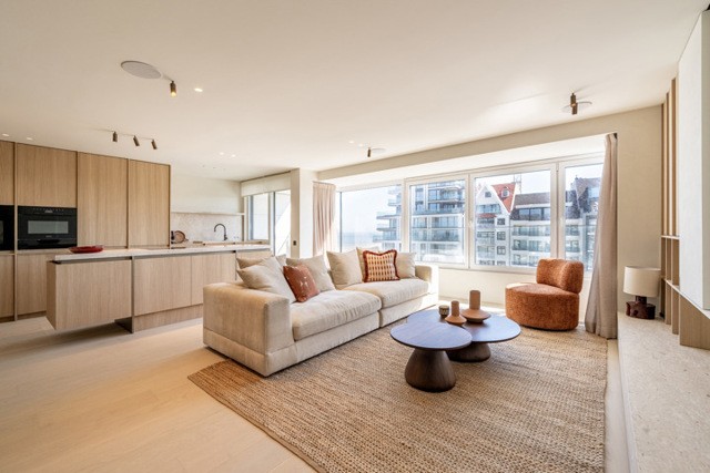 Exclusief gerenoveerd appartement op het Albertplein