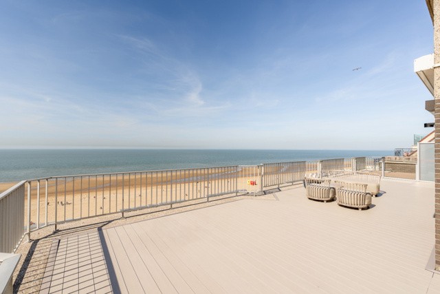 Exclusief: Luxueus hoekpenthouse met adembenemende terrassen
