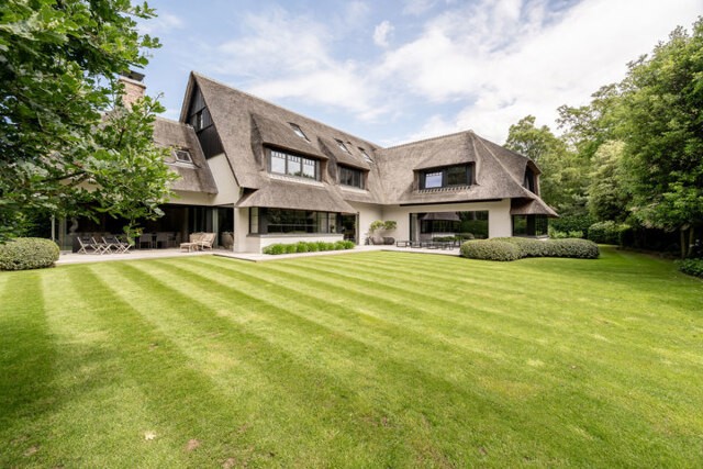 Villa d’exception avec finitions haut de gamme Obumex