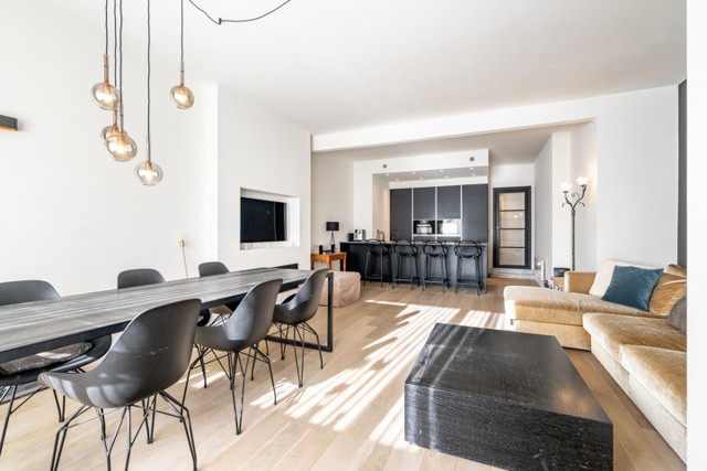Bel appartement spacieux au rez-de-chaussée