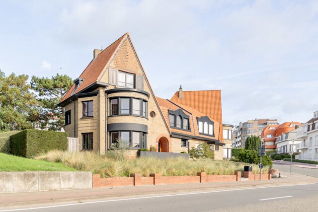 Karaktervolle art-decovilla op toplocatie in Duinbergen