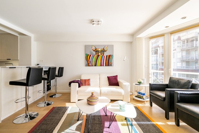 Instapklaar zuidgericht appartement op de Dumortierlaan